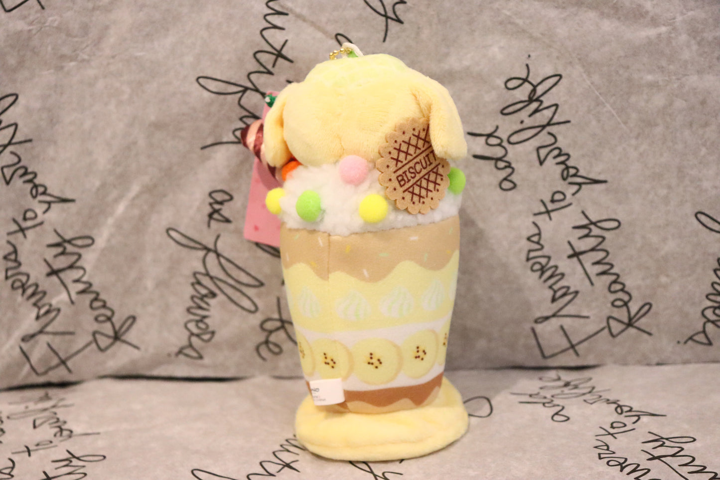 Sanrio keychain features Pompompurin-kawaii-sweet-bubble tea