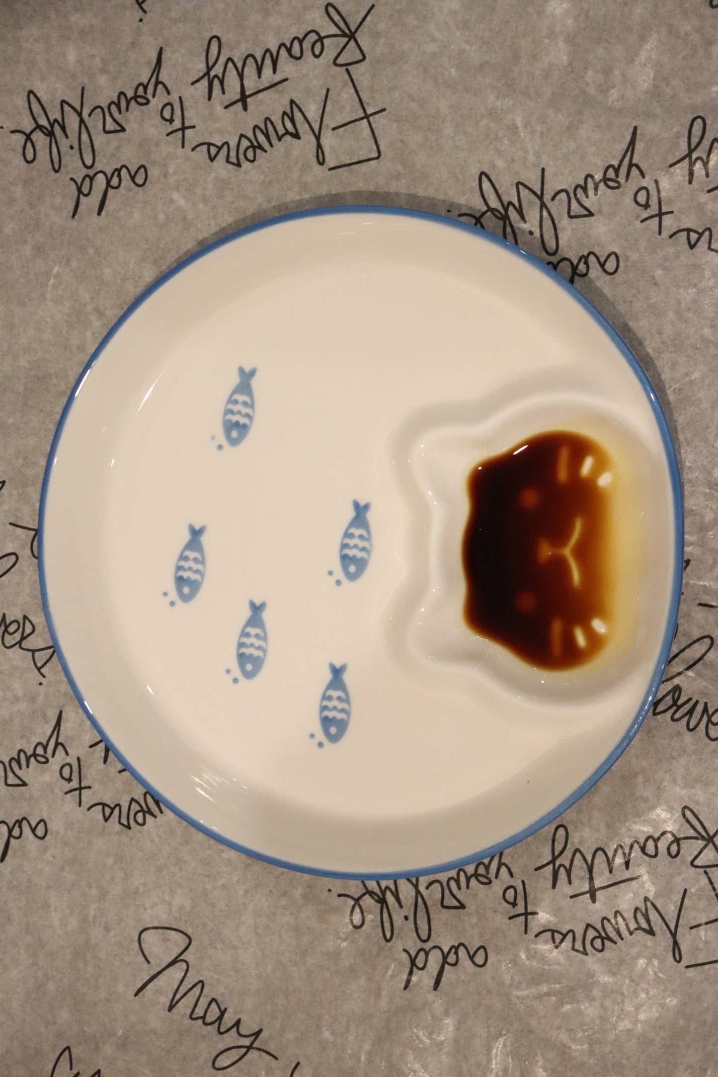 Plate for Gyoza or sushi-cat area for sauce