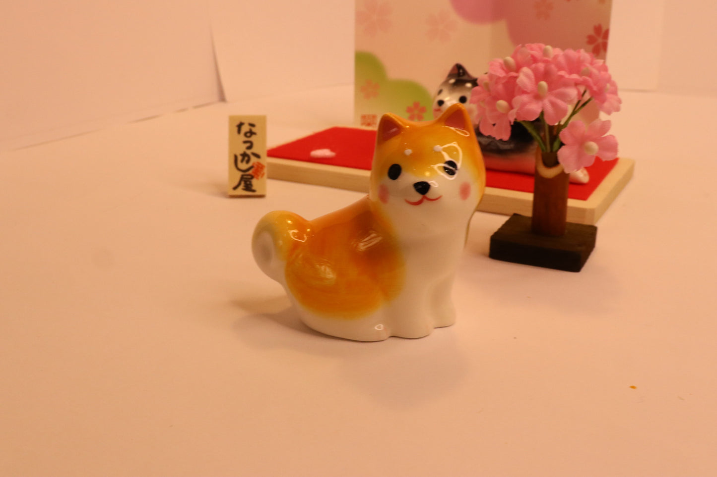 2 Shiba inu~~Japanese dogs sit with Sakura flower - LE COSE DIYADI