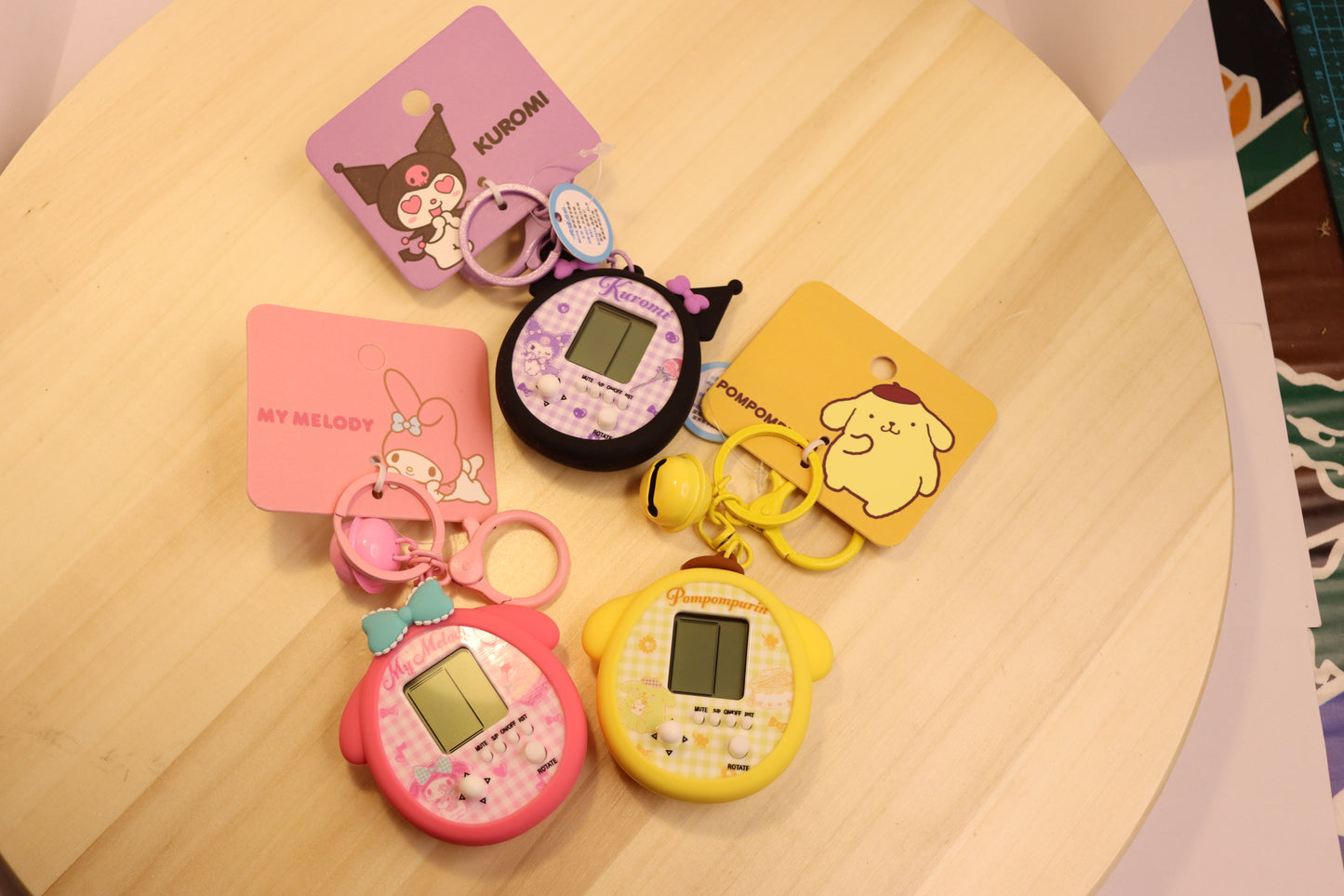 Sanrio Keychain in TAMAGOTCHI style-KUROMI,POMPOMPURIN,MY MELODY - LE COSE DIYADI