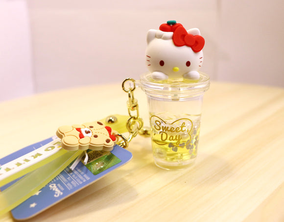 Sanrio Keychain quicksand oil liquid-Hello Kitty on the CUP OF BUBBLE TEA - LE COSE DIYADI