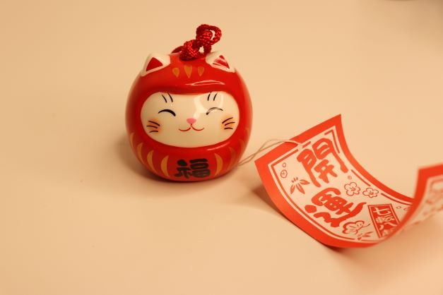 Campana al vento Furin - Gatto Daruma Rosso - LE COSE DIYADI